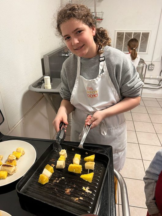 newport-cooks-kids-classes-portrait